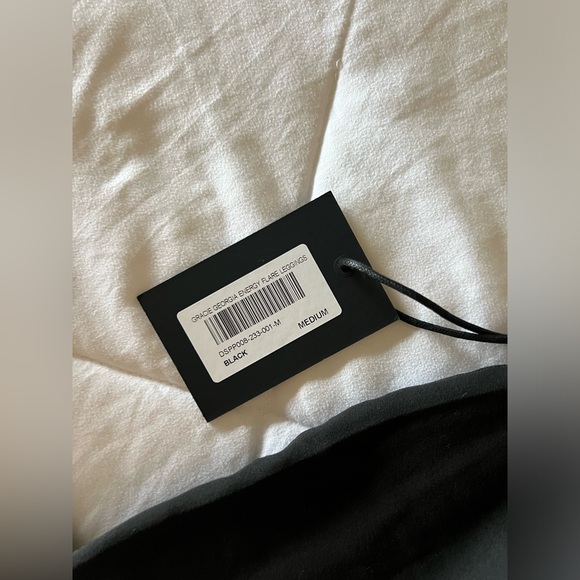 Darc Sport Gracie "Georgia" Energy Flare Leggings in Black - Picture 4 of 7